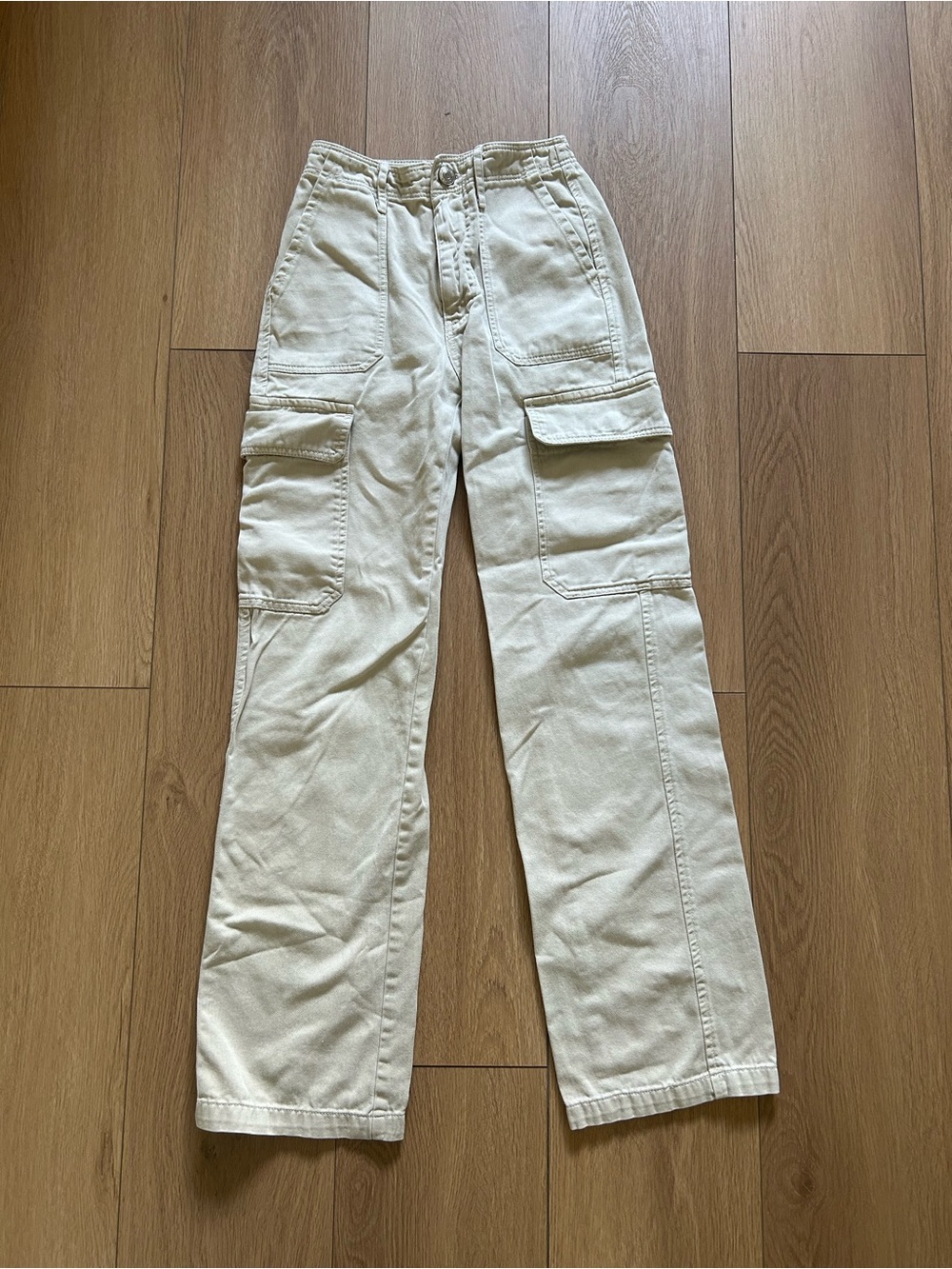 Zara Cream Cargo Pants with Utility Pockets